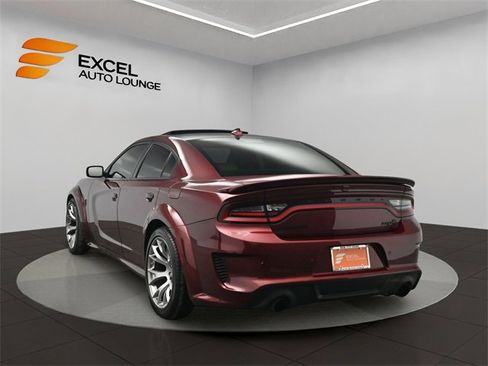 Used 2022 Dodge Charger SRT Hellcat w/ Harman/Kardon Audio Group image 3