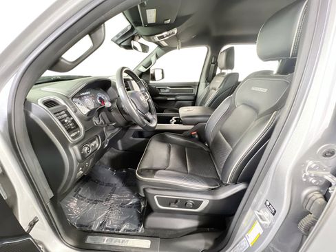 Used 2022 RAM 1500 Laramie w/ Sport Appearance Package image 20