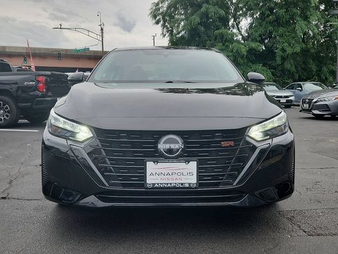 Certified 2025 Nissan Sentra SR w/ Midnight Edition FWD image 2