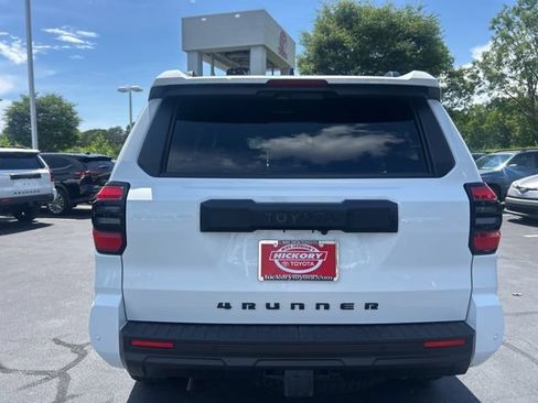 Used 2025 Toyota 4Runner TRD Off-Road AWD/4WD image 6