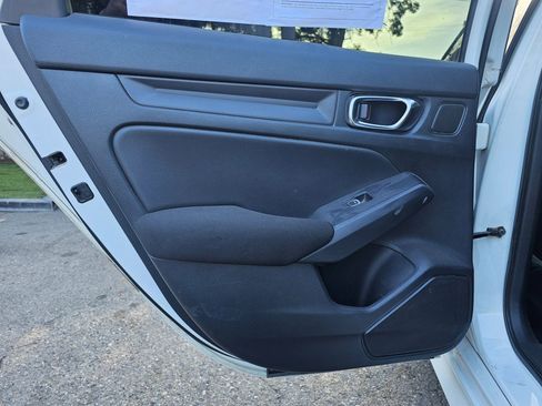 Used 2022 Honda Civic LX image 13