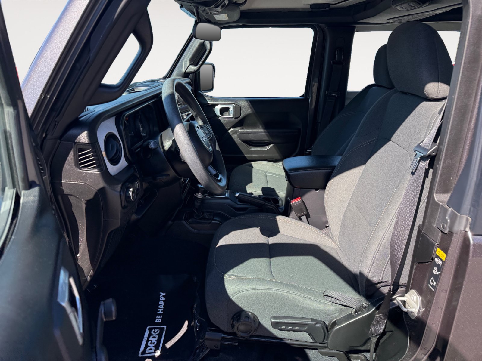 Used 2024 Jeep Wrangler Sport AWD/4WD image 10