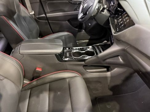 Used 2023 Buick Envision Essence w/ Sport Touring Package image 25