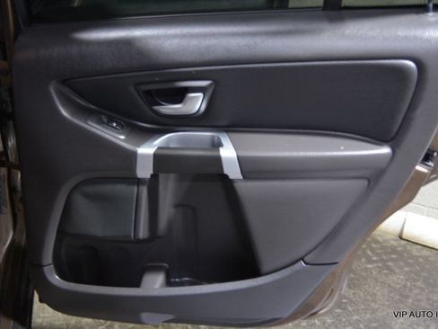 Used 2013 Volvo XC90 3.2 AWD/4WD image 8