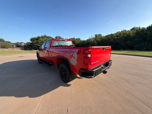 Used 2025 Chevrolet Silverado 3500 W/T AWD/4WD image 7