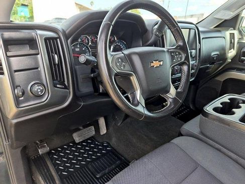 Used 2018 Chevrolet Silverado 1500 LT w/ LT Eassist Package RWD image 10