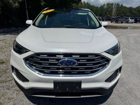 Certified 2022 Ford Edge SEL w/ Convenience Package AWD/4WD image 2