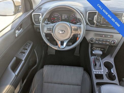 Used 2019 Kia Sportage LX AWD/4WD image 16
