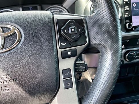 Used 2022 Toyota Tacoma SR5 w/ Technology Package RWD image 21