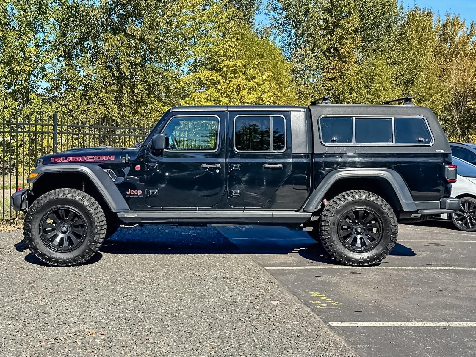 Used 2020 Jeep Gladiator Rubicon AWD/4WD image 6