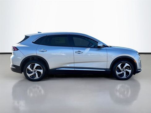 New 2025 VinFast VF 8 Eco AWD/4WD image 8