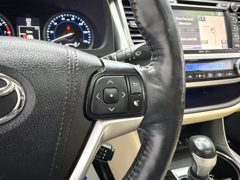 Used 2015 Toyota Highlander Limited Platinum image 20