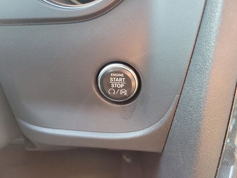 Used 2012 Dodge Challenger Rallye Redline image 17