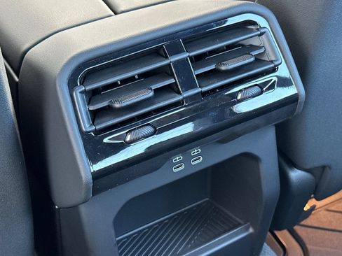 New 2026 BMW 530i RWD image 13