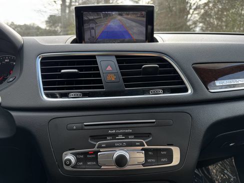 Used 2016 Audi Q3 2.0T Premium Plus w/ Technology Package image 15