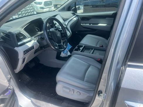 Used 2019 Honda Odyssey EX-L image 2