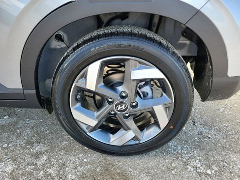 New 2026 Hyundai Venue SEL image 22