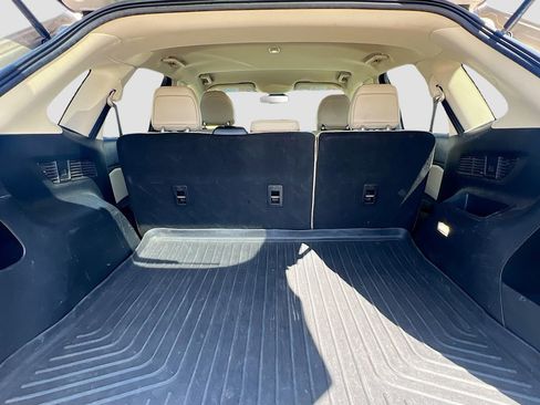 Used 2018 Ford Edge SEL w/ Equipment Group 201A image 26