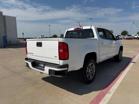 Used 2022 Chevrolet Colorado W/T w/ Custom Special Edition RWD image 3