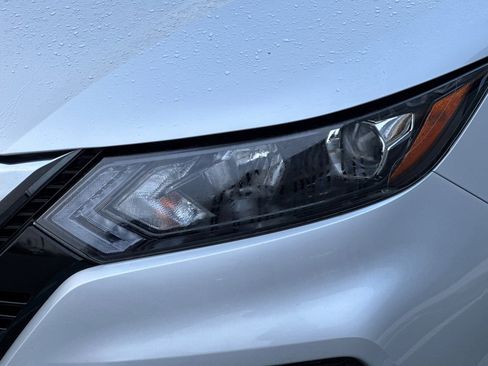 Certified 2022 Nissan Rogue Sport S image 51