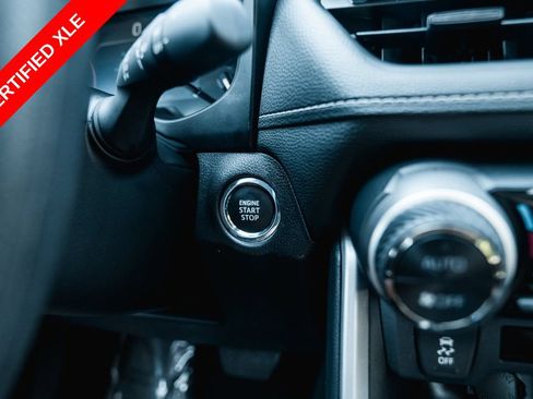 Certified 2025 Toyota RAV4 XLE FWD image 20