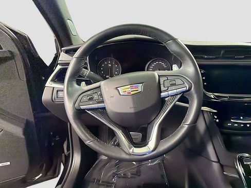 Used 2024 Cadillac XT6 Sport w/ Technology Package AWD/4WD image 13