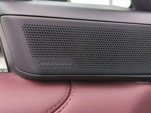 New 2026 Land Rover Range Rover SE image 32