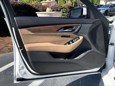 Used 2025 Cadillac CT5 Premium Luxury RWD image 22