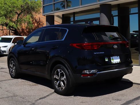 Used 2022 Kia Sportage LX FWD image 9