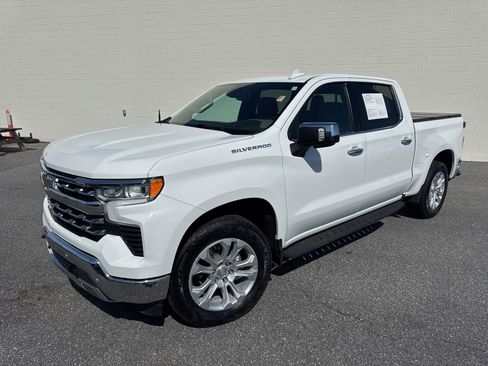 Used 2022 Chevrolet Silverado 1500 LTZ w/ LTZ Convenience Package II RWD image 1
