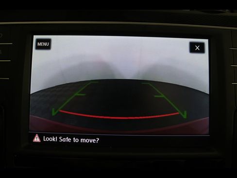 Used 2017 Volkswagen GTI Sport image 22