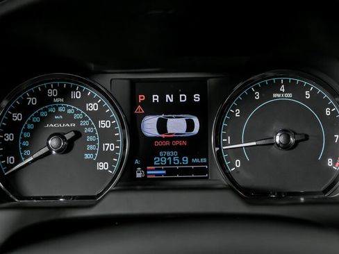 Used 2015 Jaguar XF Portfolio image 25