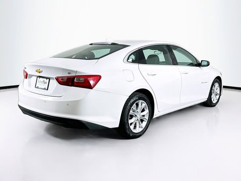 Used 2023 Chevrolet Malibu LT w/ Driver Confidence Package FWD image 9