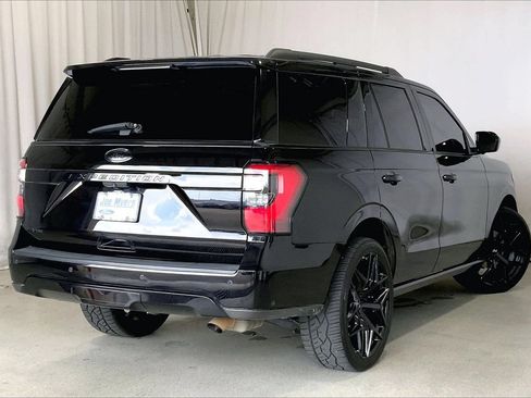 Used 2020 Ford Expedition Limited w/ Equipment Group 303A RWD image 13