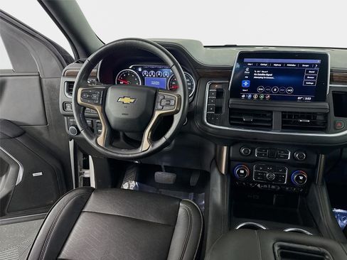 Used 2021 Chevrolet Suburban High Country w/ Premium Package AWD/4WD image 25