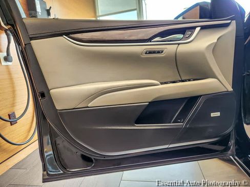 Used 2016 Cadillac XTS Luxury w/ Driver Awareness Package FWD image 21
