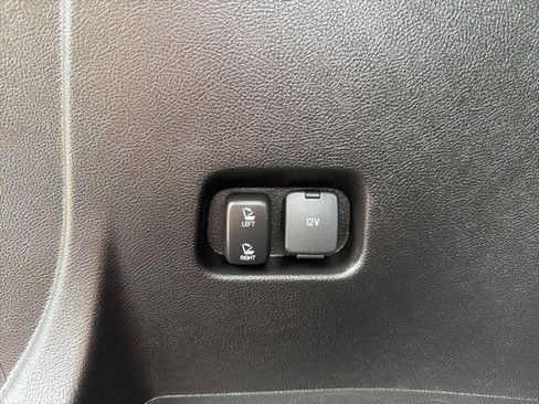 Certified 2024 Ford Edge Titanium image 26