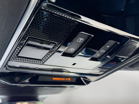 New 2026 Land Rover Range Rover Sport SE image 19