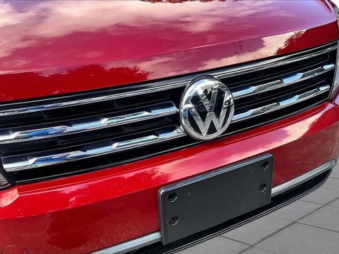 Used 2019 Volkswagen Tiguan S w/ Driver Assistance Package FWD image 32