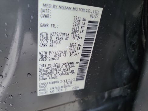 Used 2022 Nissan Titan PRO-4X w/ Pro-4x Convenience Package image 23