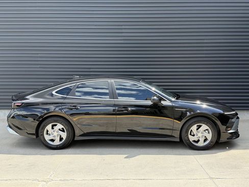 Used 2025 Hyundai Sonata SE FWD image 10