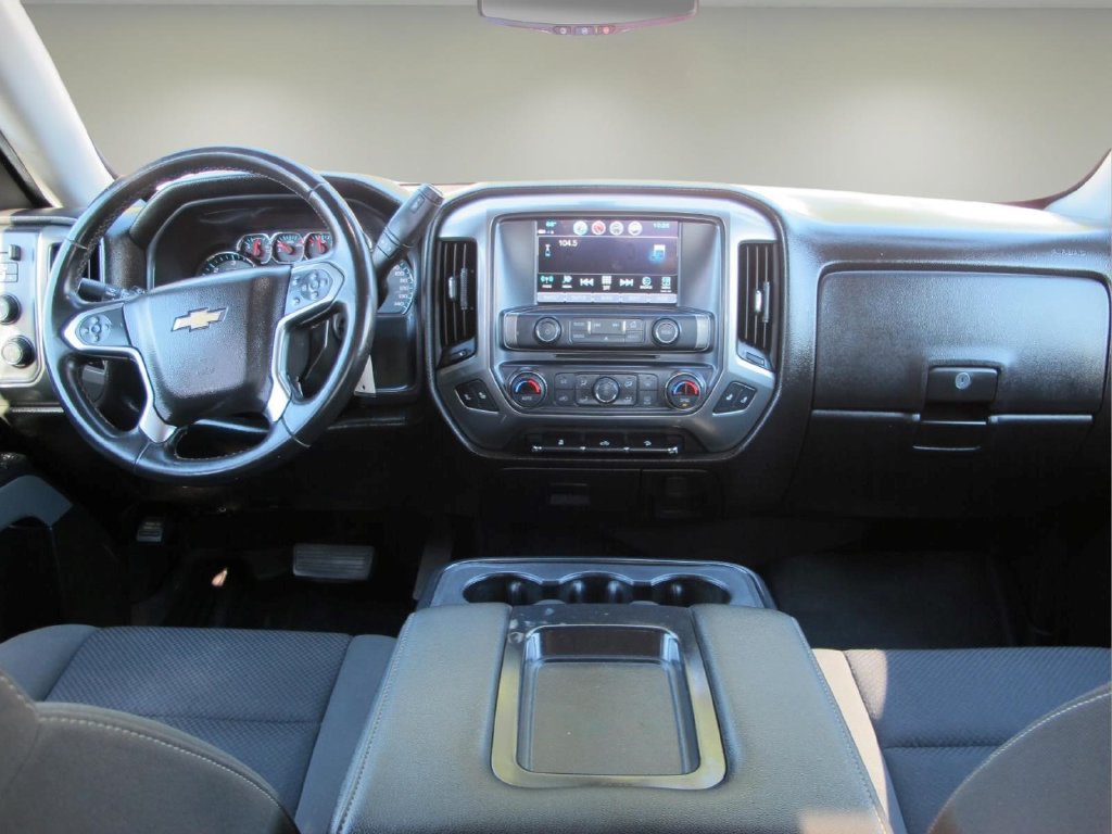 Used 2018 Chevrolet Silverado 1500 LT w/ All Star Edition AWD/4WD image 22