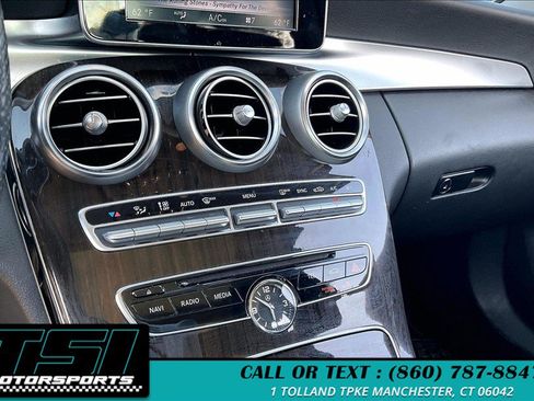Used 2017 Mercedes-Benz C 300 4MATIC Sedan image 31