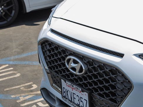 Used 2019 Hyundai Kona Limited FWD image 6