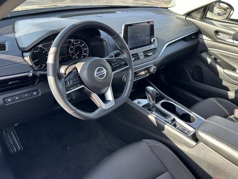 Certified 2020 Nissan Altima 2.5 SV image 31