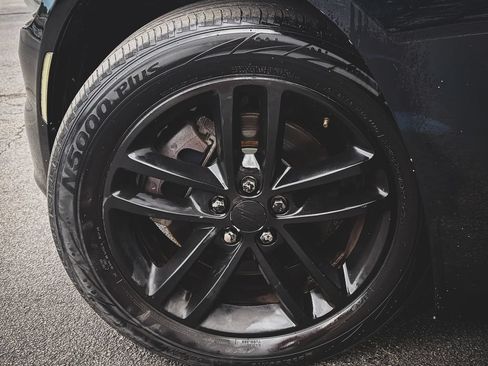 Used 2019 Dodge Charger SXT AWD/4WD image 21