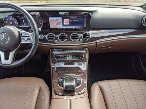 Used 2019 Mercedes-Benz E 300 image 15