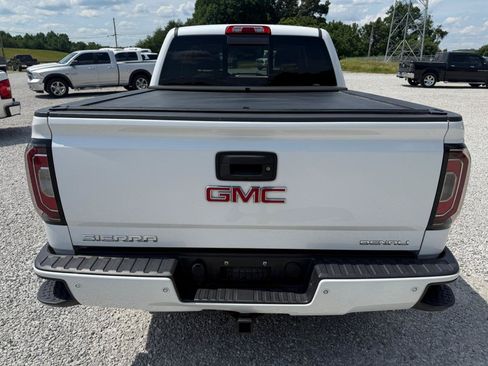 Used 2017 GMC Sierra 1500 Denali AWD/4WD image 4