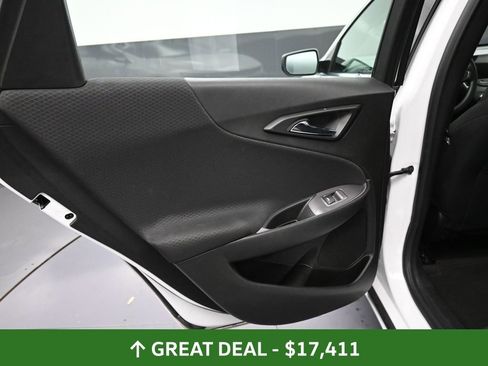 Used 2024 Chevrolet Malibu LT image 27