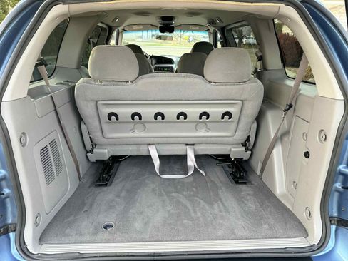 Used 2002 Ford Windstar LX image 10